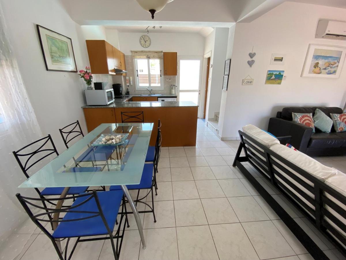 Villa Emiliana Paralimni Dış mekan fotoğraf