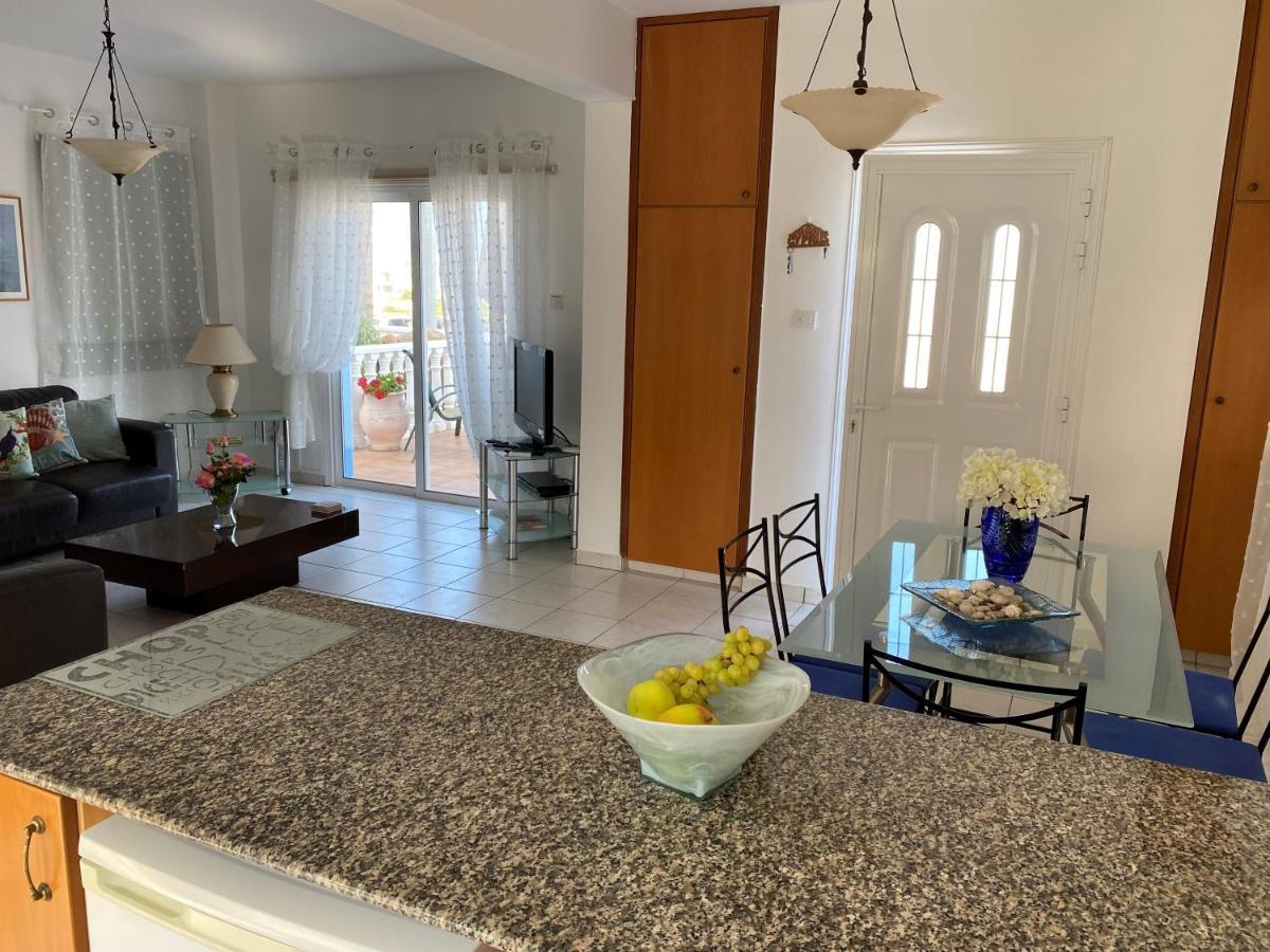Villa Emiliana Paralimni Dış mekan fotoğraf