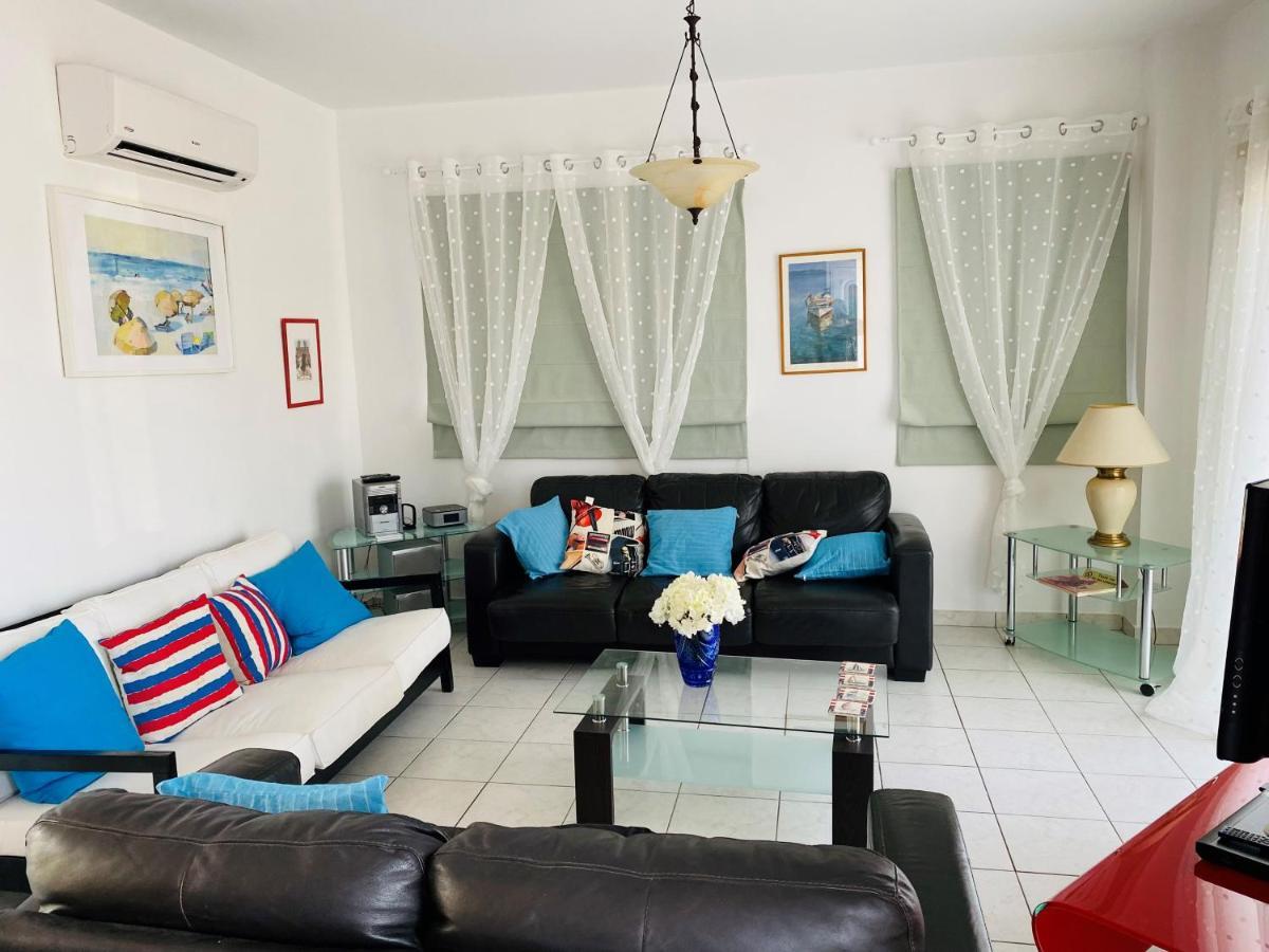 Villa Emiliana Paralimni Dış mekan fotoğraf